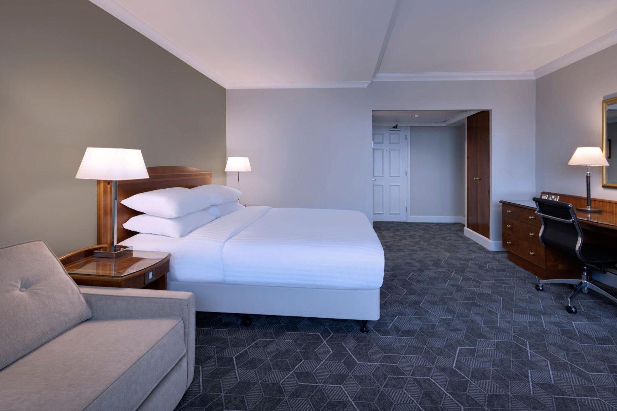 Delta Hotels By Marriott Liverpool City Centre Exterior photo