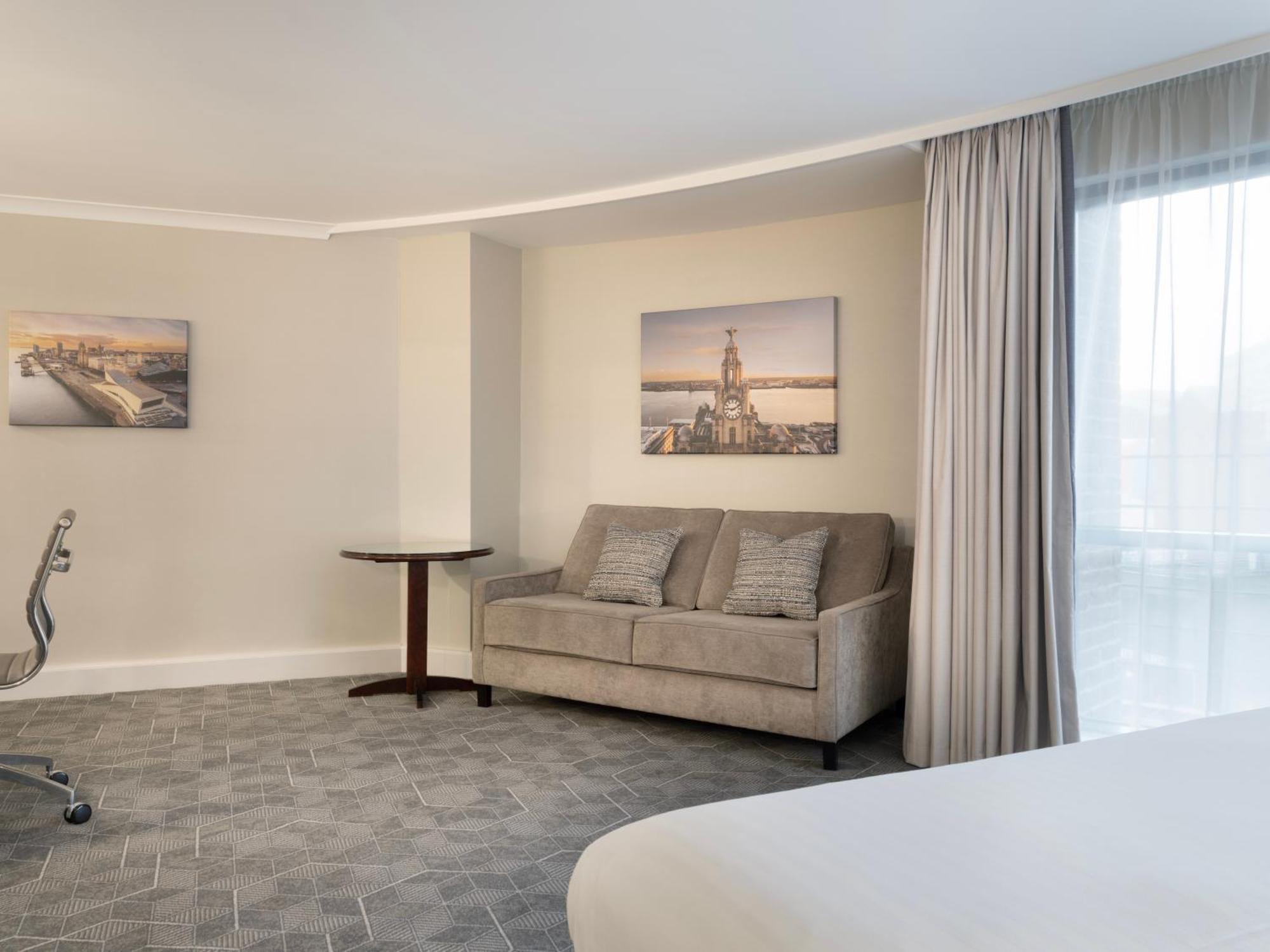Delta Hotels By Marriott Liverpool City Centre Exterior photo
